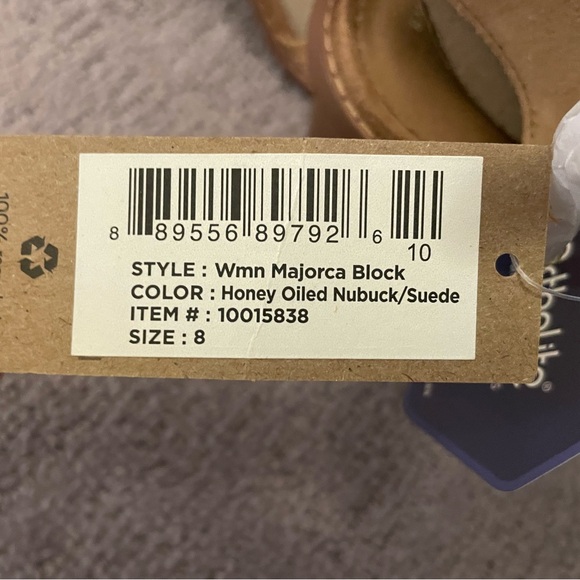 Women Tom’s size 8 - Picture 2 of 2